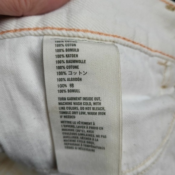 Hollister Womens White Destroyed Frayed Hem Flat Front Denim Cut Off Shorts Sz 3 - Picture 3 of 7